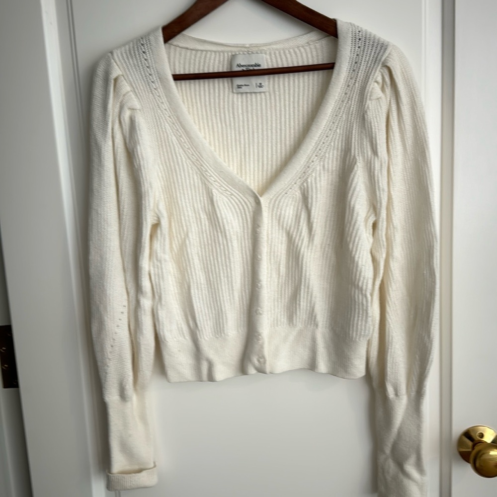 Abercrombie & Fitch Cream Cardigan Sweater